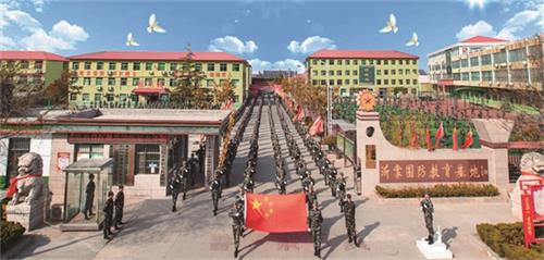 山東學(xué)無人機(jī)去哪所學(xué)校好？