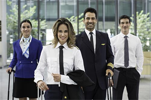 青島航空職業(yè)技術學校航空服務專業(yè)怎么樣？