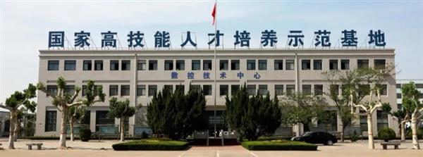 哪個學(xué)校有旅游服務(wù)與管理專業(yè)？   