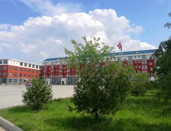 齊光科技文化專業(yè)學(xué)校有口腔醫(yī)學(xué)專業(yè)嗎？