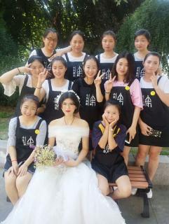 衡水小樂化妝學(xué)校學(xué)美甲化妝半永久培訓(xùn)
