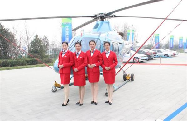 山東航空學(xué)校哪家強(qiáng)？有空中乘務(wù)專(zhuān)業(yè)嗎？