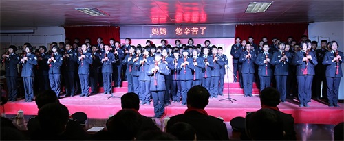 傳遞正能量！山東東營(yíng)金盾司法學(xué)校隆重舉行期末表彰大會(huì)暨家長(zhǎng)會(huì)